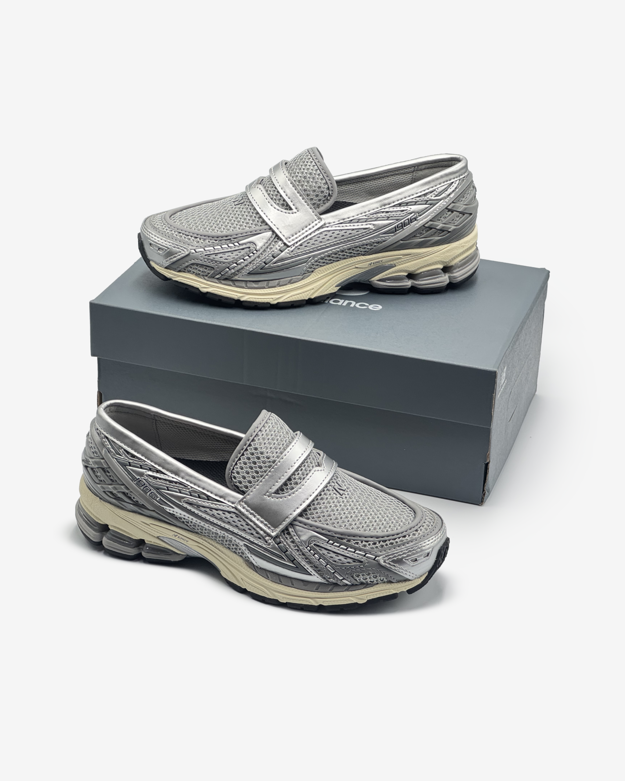 New Balance 1906L Metallic Silver