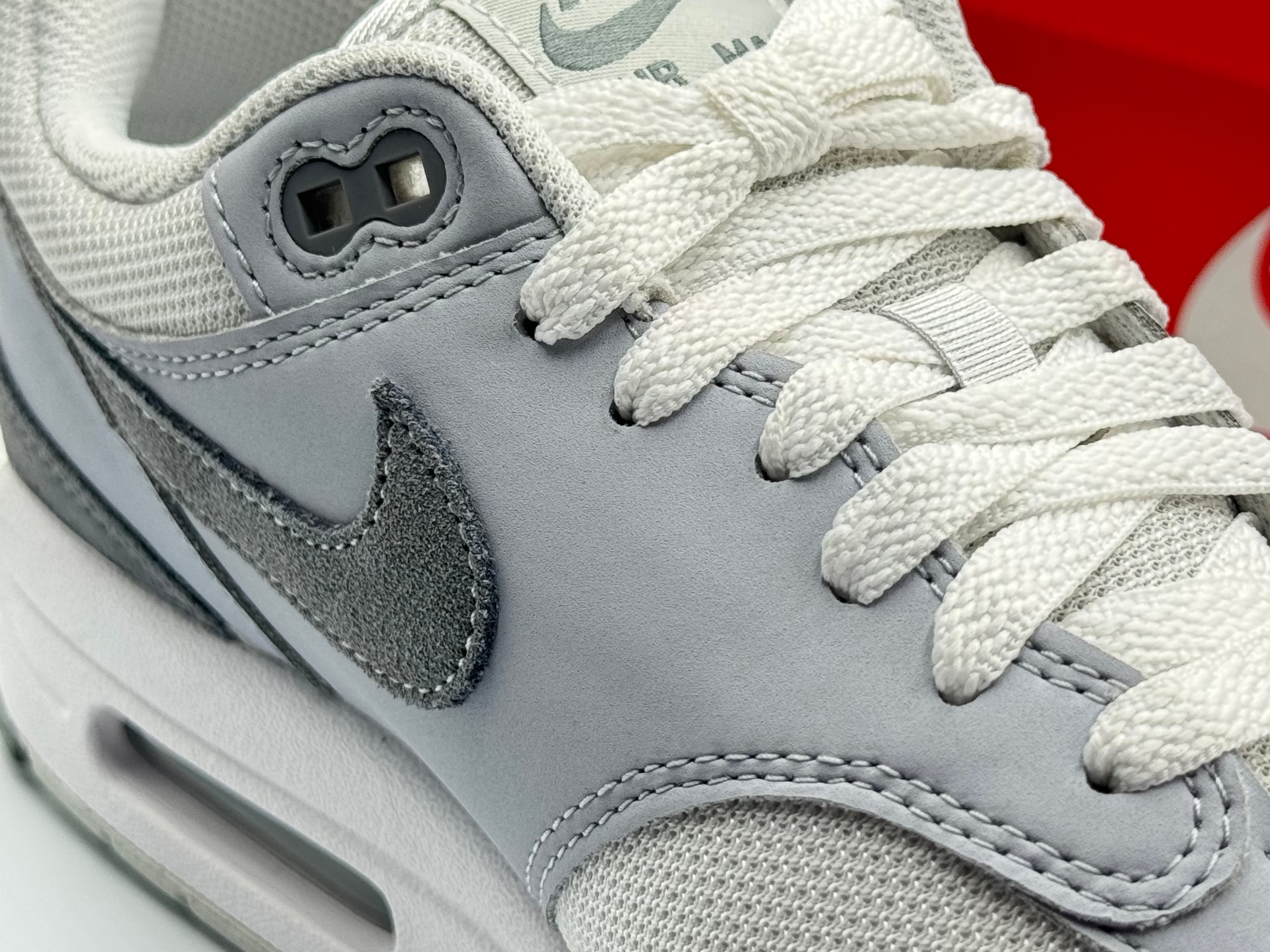 Nike Air Max 1 Photon Dust Wolf Grey